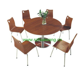曲木餐桌椅H025